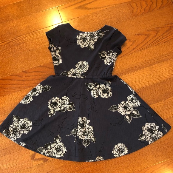 Girls Formal Dress Size 8 - Picture 4 of 4